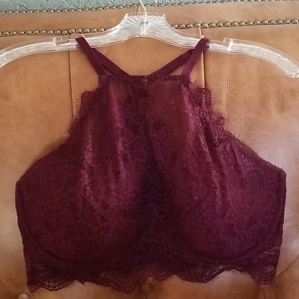 EUC- Pink Victoria's Secret Push Up Bra